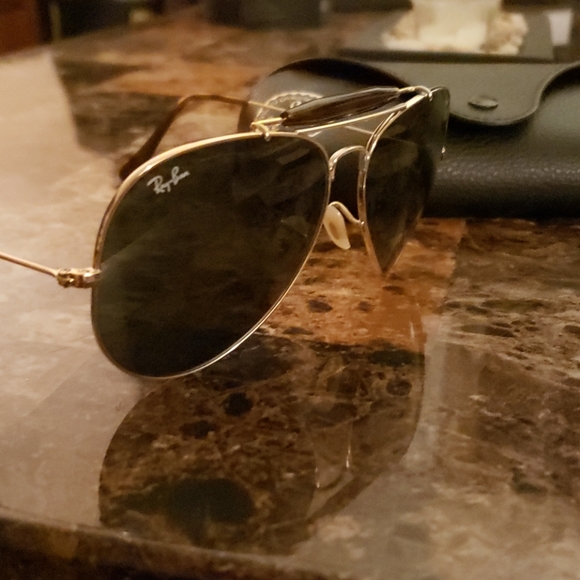 Ray Ban - Picture 2 of 3